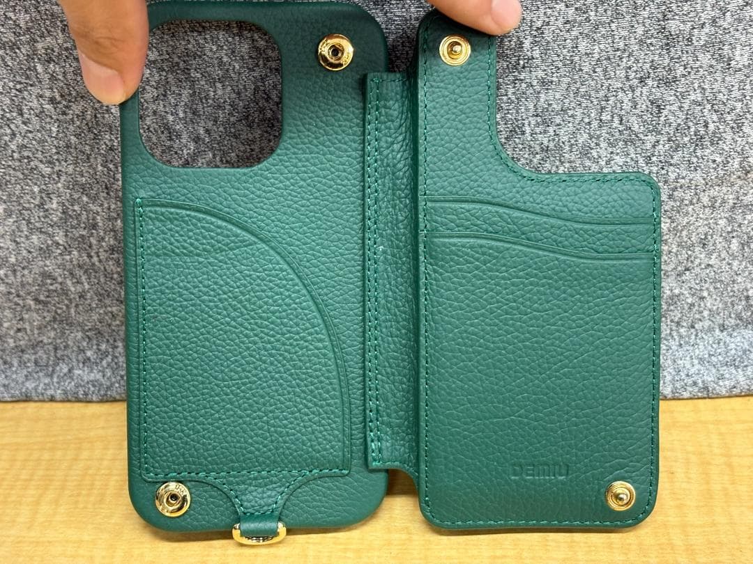 デミュウDEMIU BALLON iPhone14proスマホケースA25626