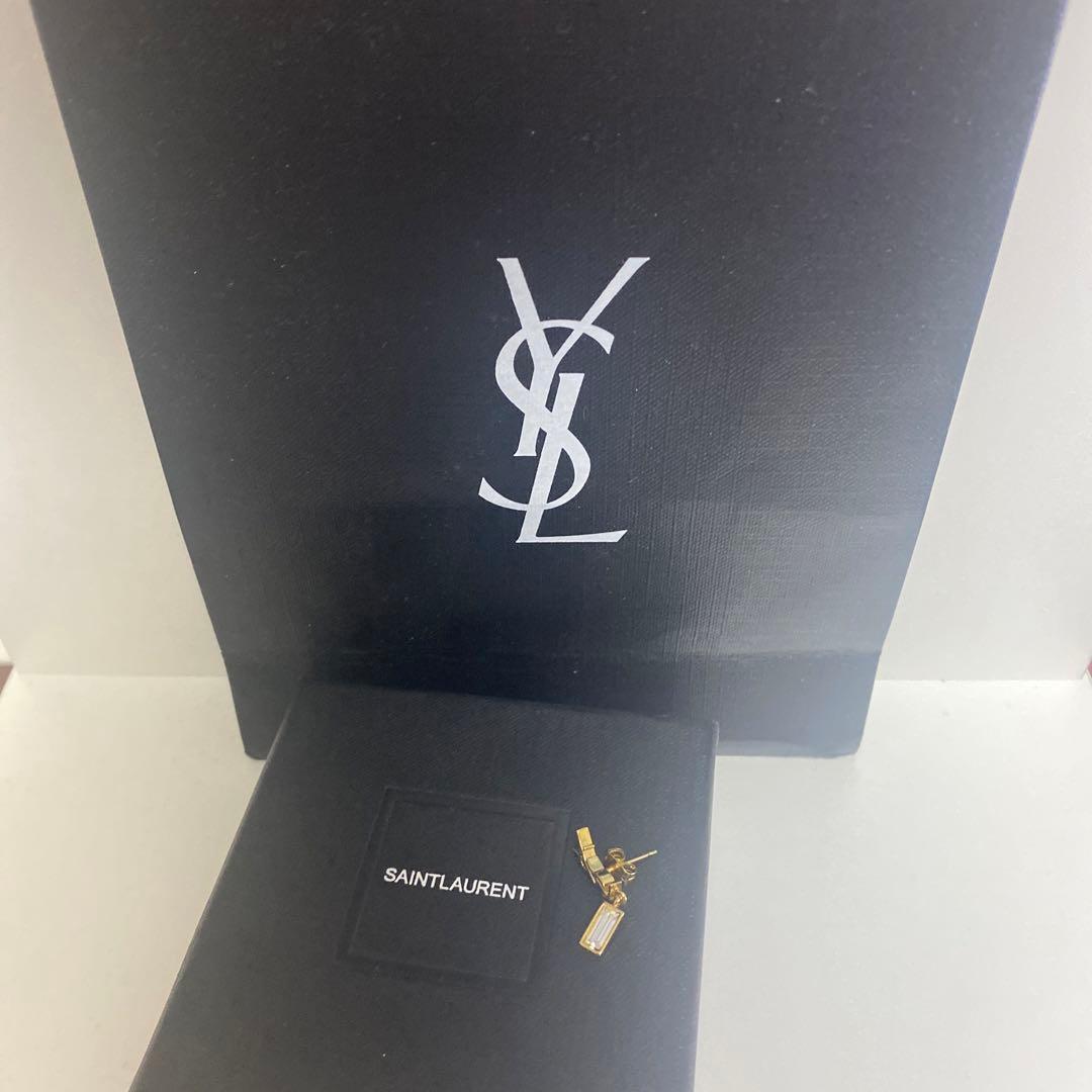 カサンドラ シングル イヤリング（メタル＆ラインストーン）