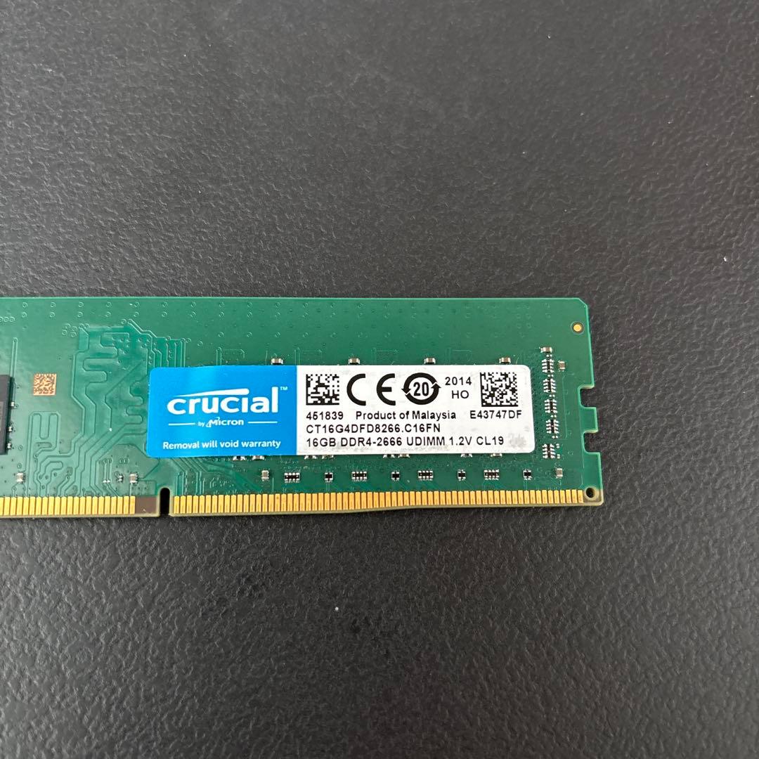 16GB crucial DDR4メモリ