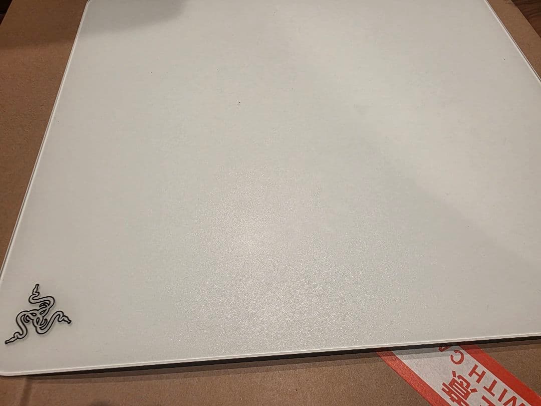 razer atlas 白　マウスパッド　ガラス　箱付き