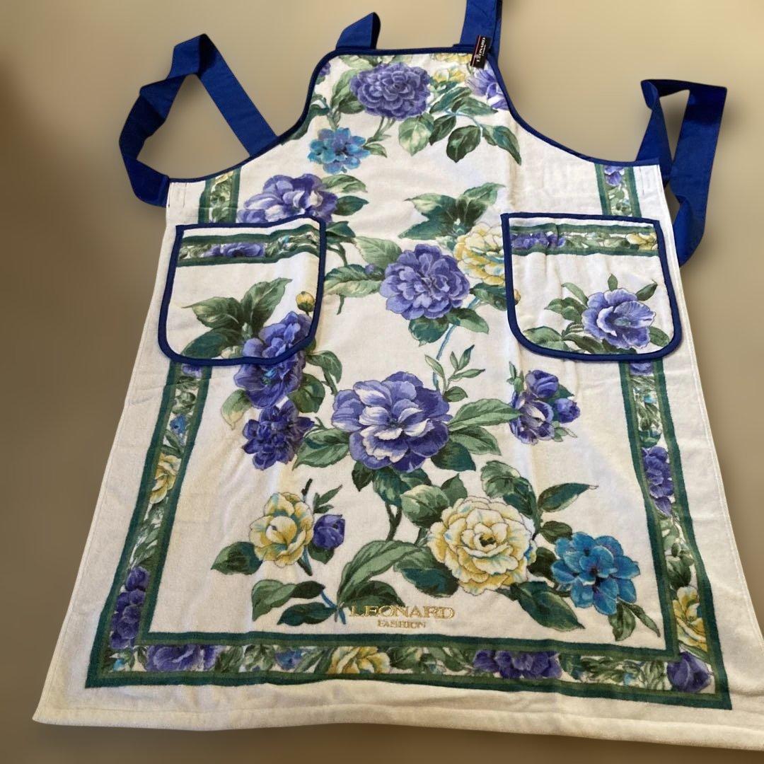 新品　レオナールエプロン