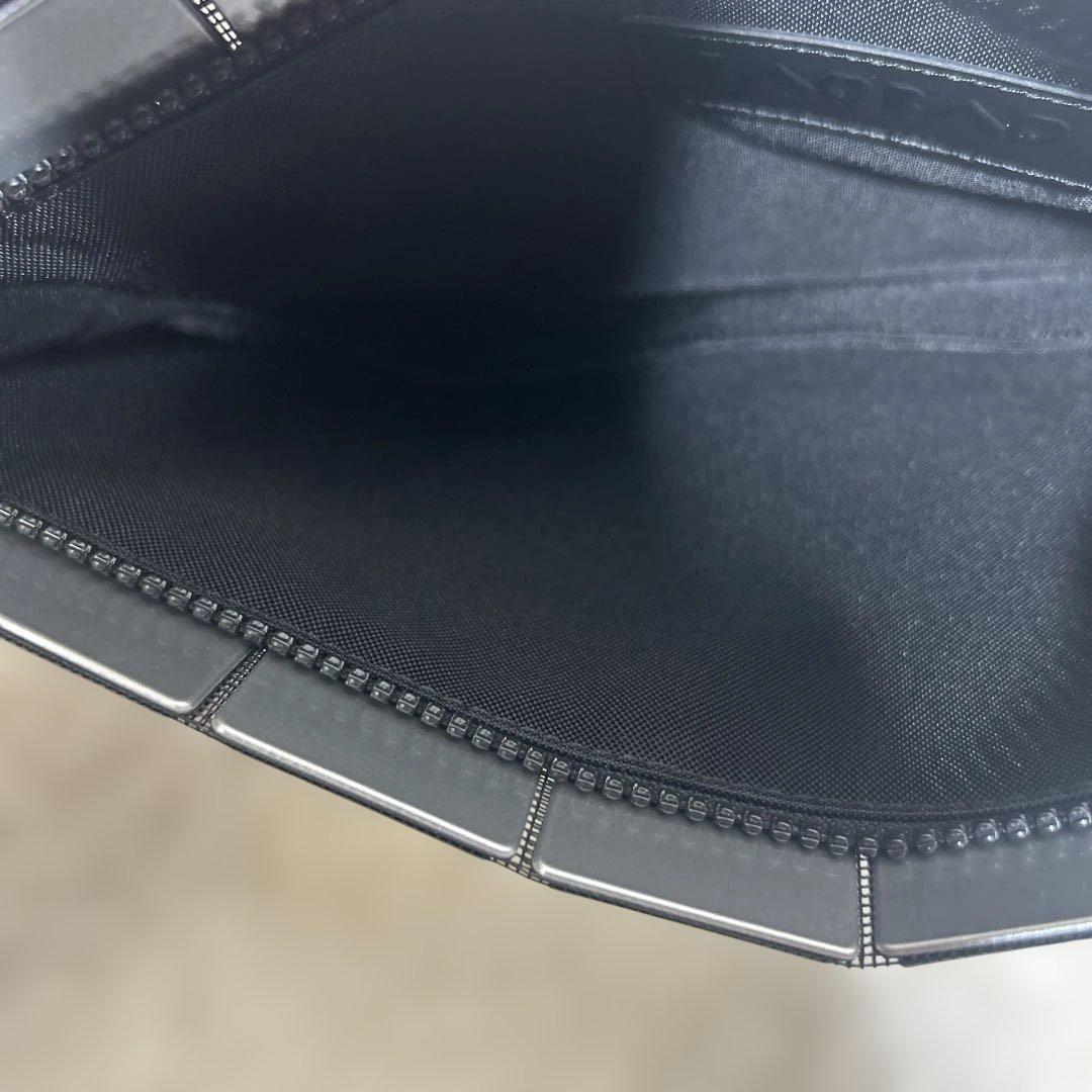 未使用品✨ BAOBAO ISSEY MIYAKE イッセイミヤケ クラッチ