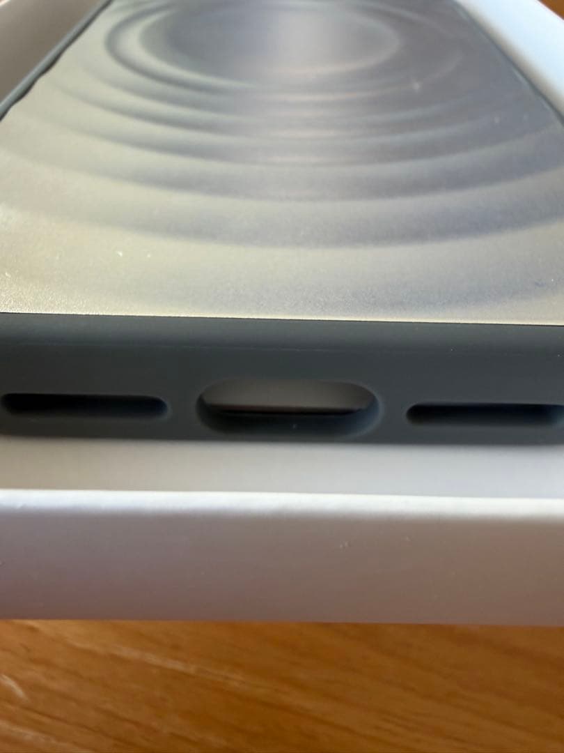 ケースティファイ　iPhone17promax メタルウェーブケース✳︎新品