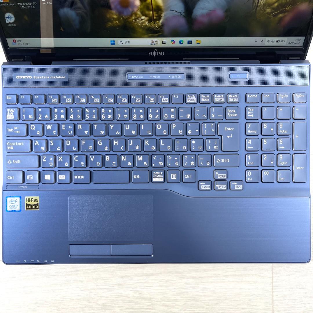 富士通 第8世代i7 新品SSD512＋HDD1T RAM16 ノートパソコン