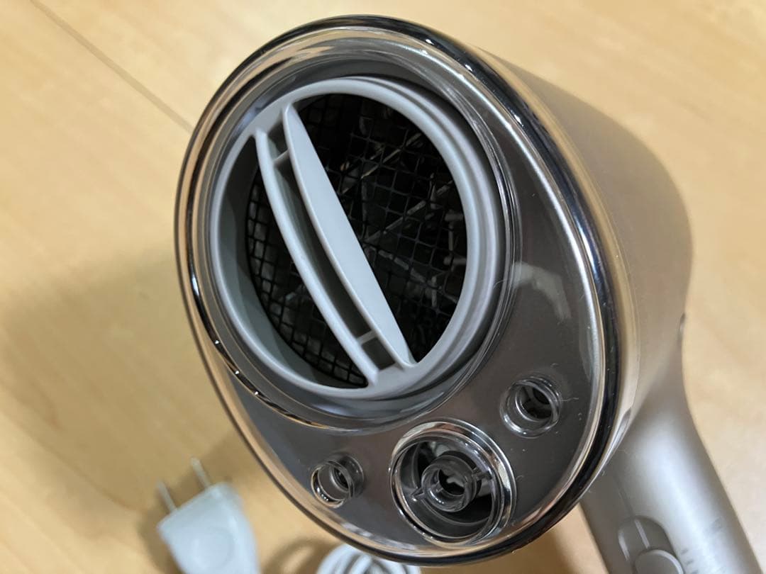 【最新モデル／ダメージケア】パナソニック ナノケア EH-NA9M｜ほぼ未使用