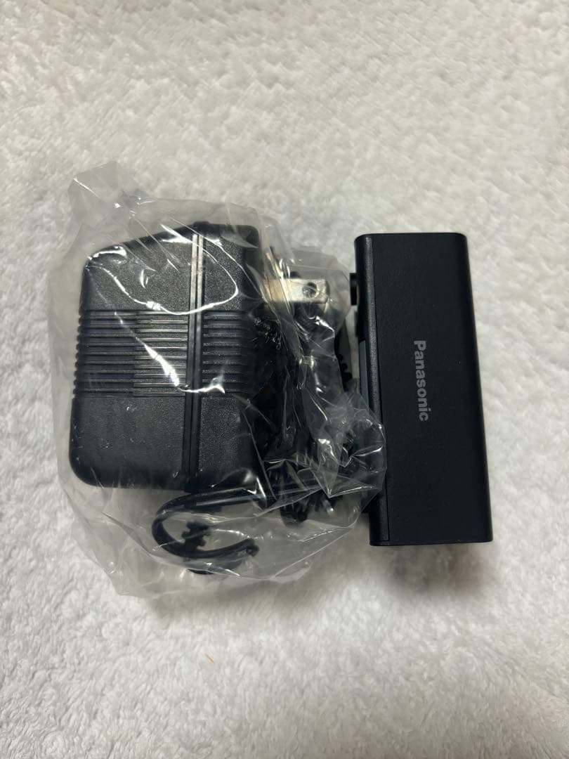 お値下げ！Panasonic 高感度通勤ラジオの充電台と、ACアダプタのみ！