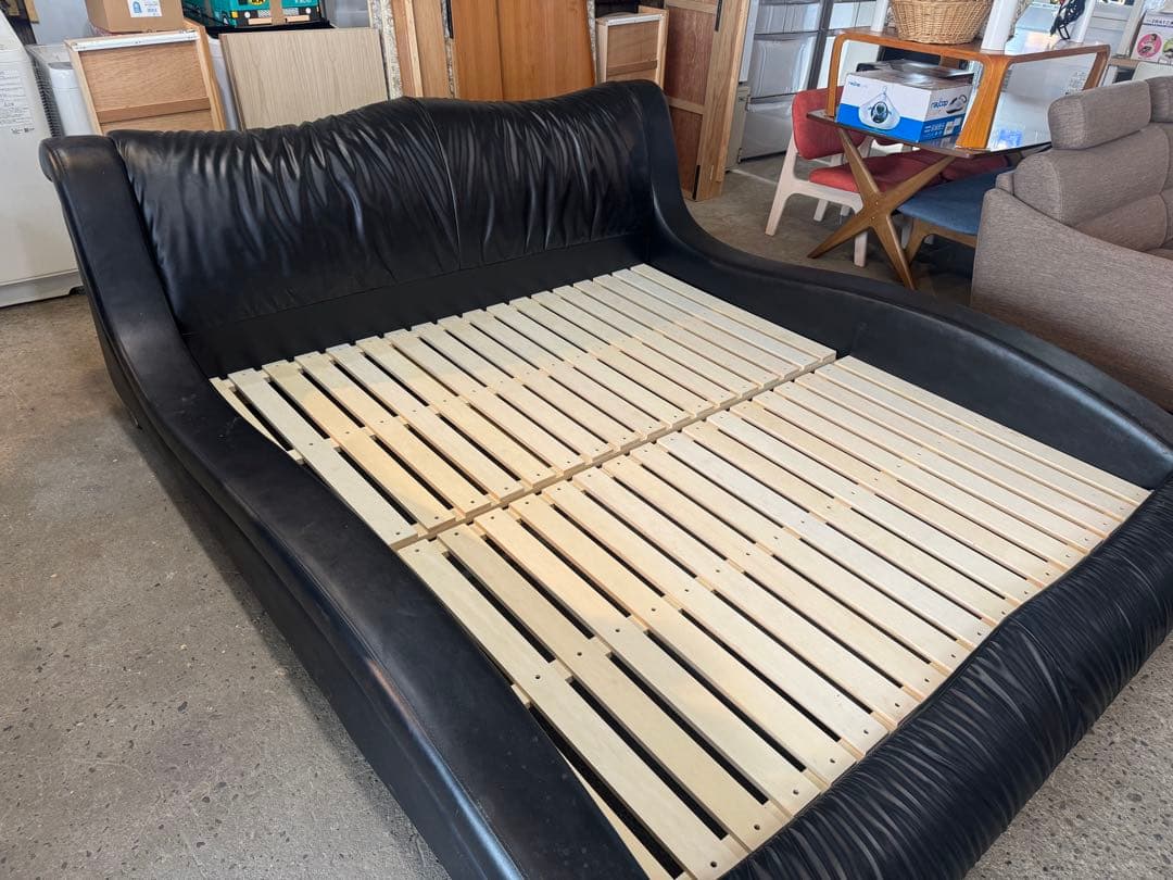 自社配送可能料金チャーター扱い　高級品　アルモニア　キングサイズ ベッドフレーム