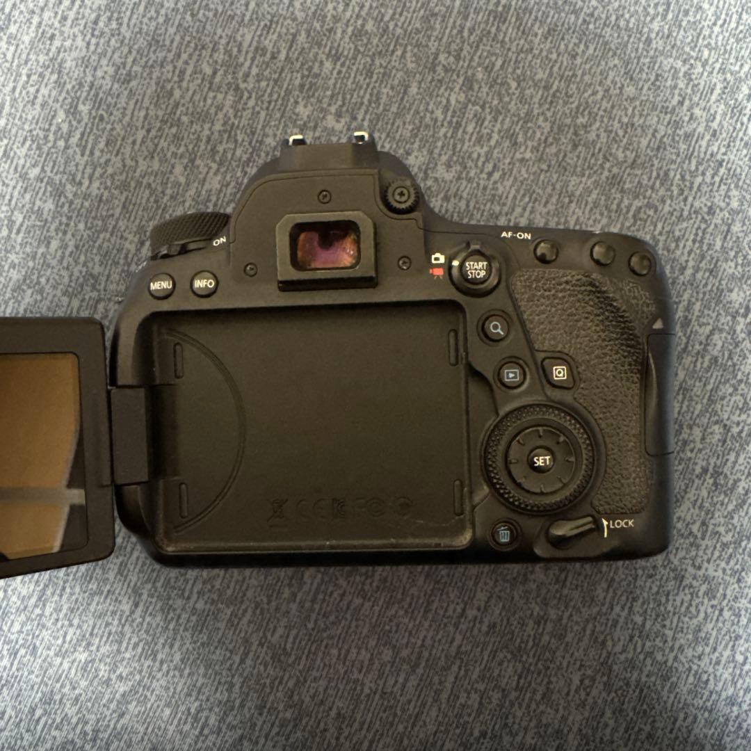 Canon EOS 6D MarkⅡ 本体