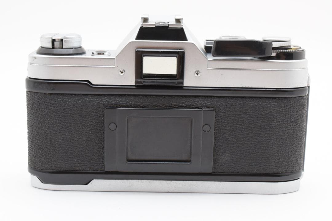 美品 CANON AE-1 シルバー フィルムカメラ　モルト新品交換済 M764