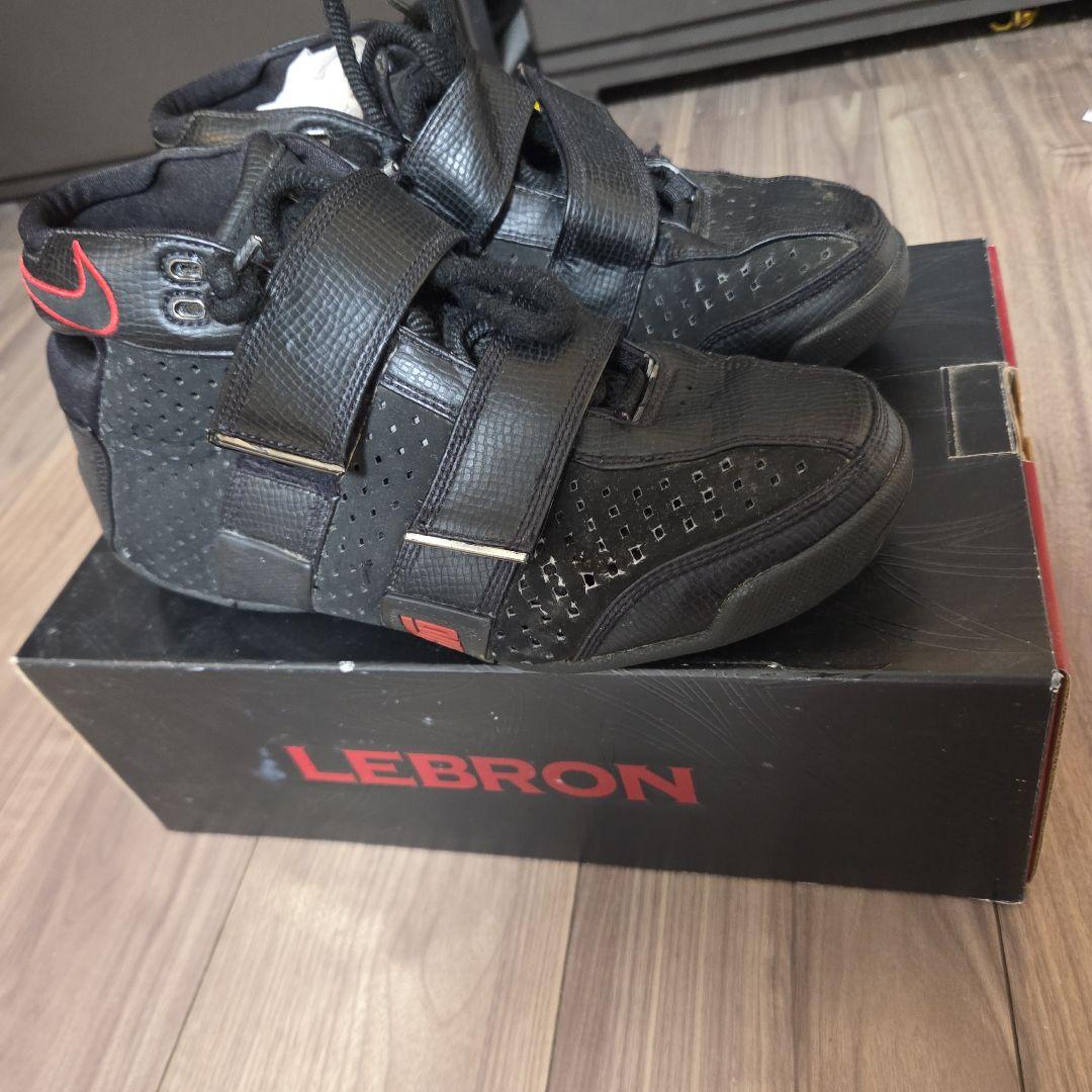 NIKE　バスケットボールシューズ