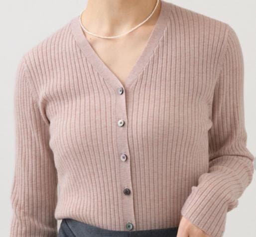 【極美品】イエナ 2025SS イタリア糸RIBVネックカーディガン 洗濯可能