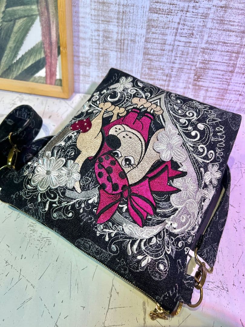 ロラライハリス♡ブラック英字ハートデニム♡刺繍のショルダーバッグ♡わんちゃん