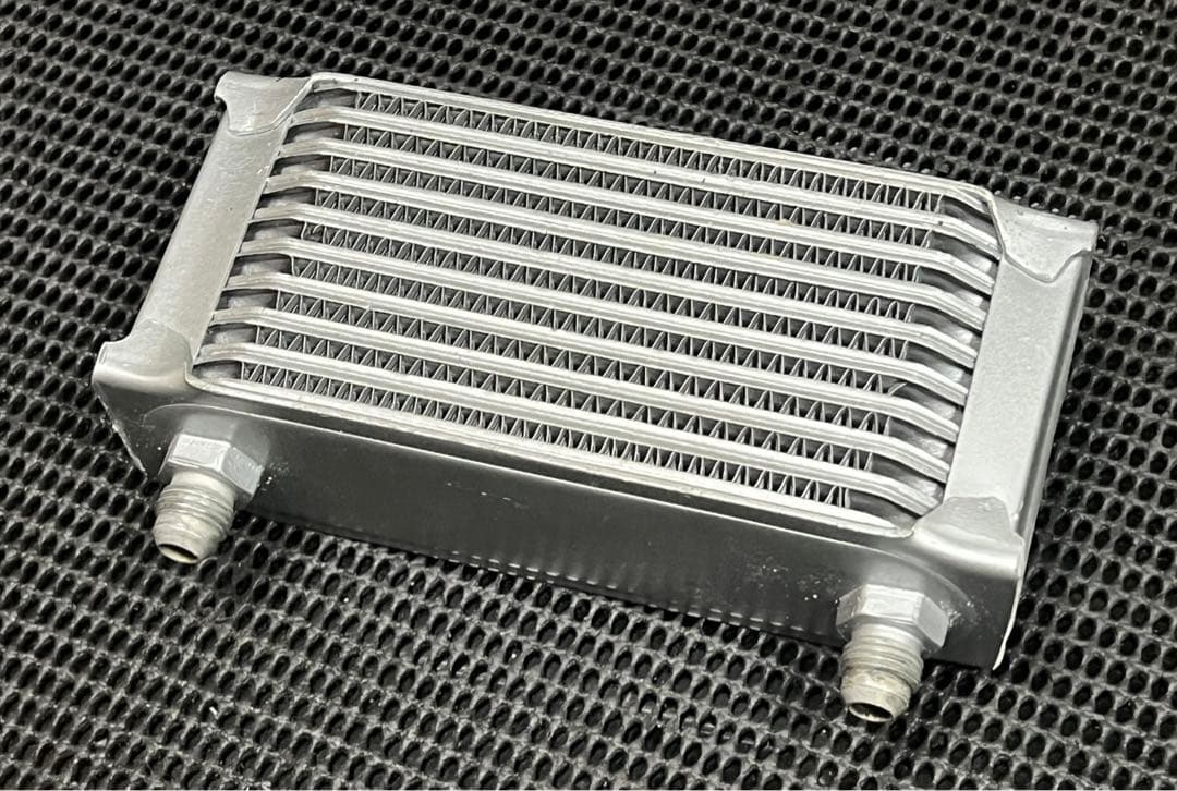汎用オイルクーラー2ケ2種類