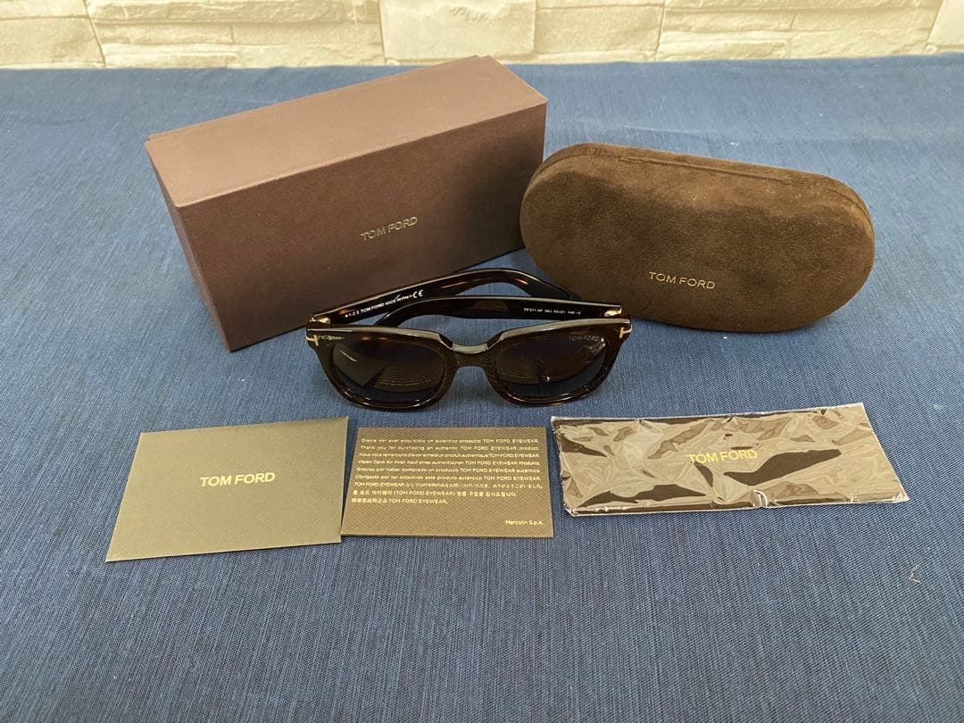 TOM FORD サングラス TF211 トムフォード