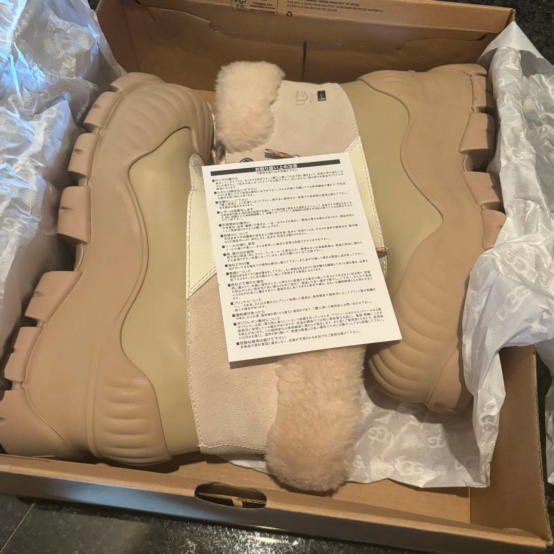 【green】UGG アディロームハイカー