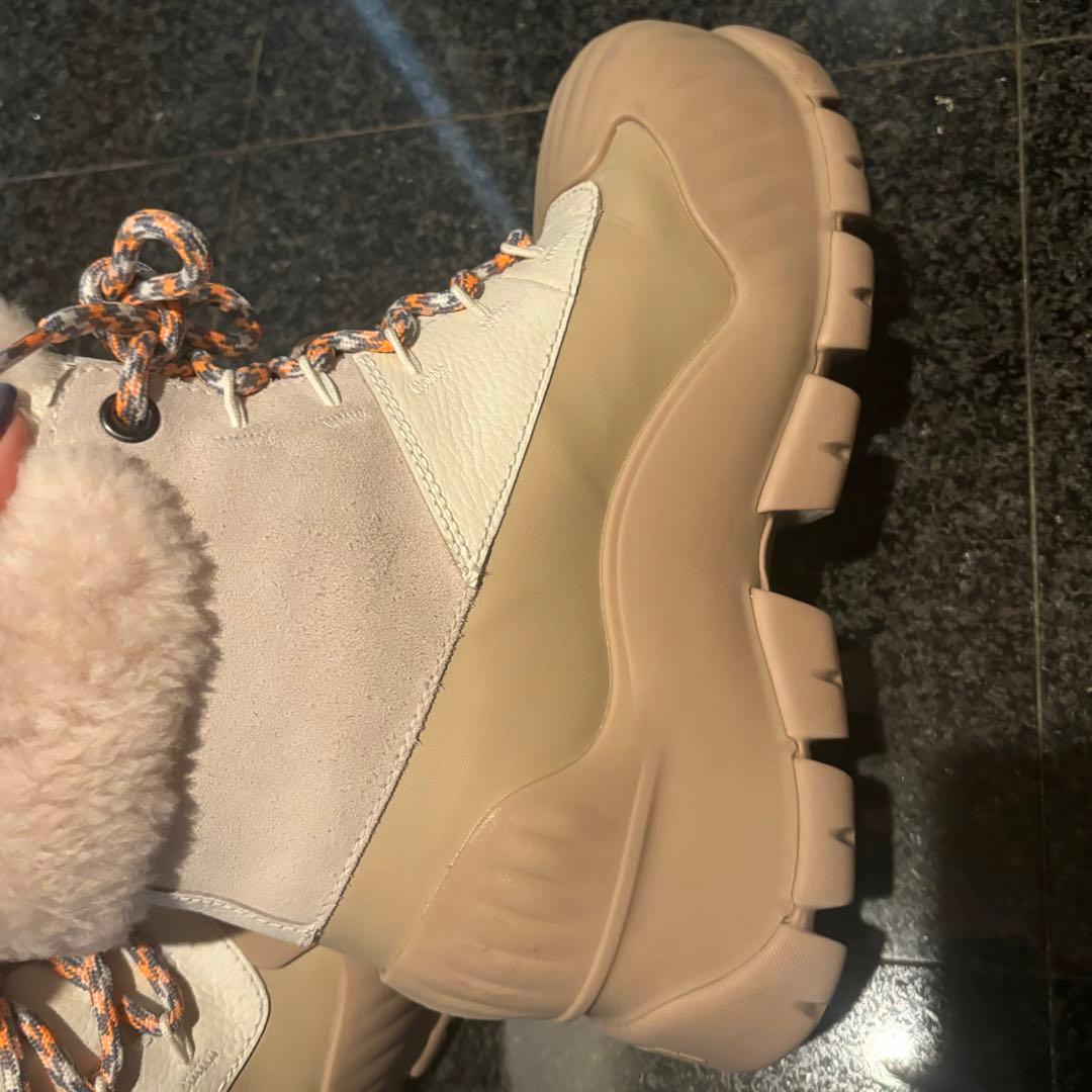 【green】UGG アディロームハイカー