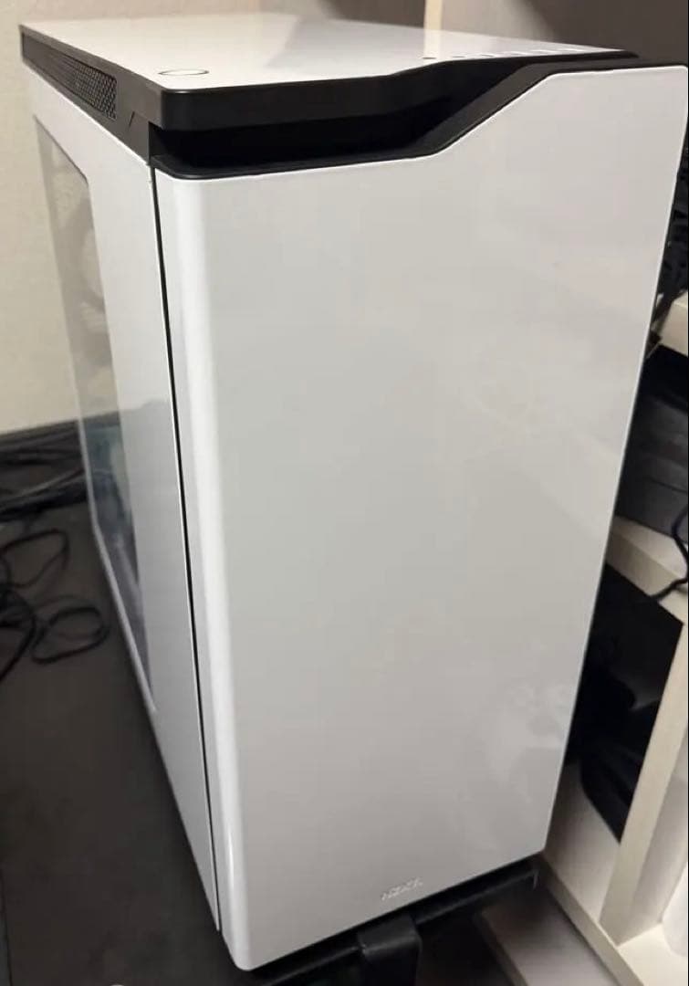 自作PC 5900X 9060XT8GB メモリ32GB H440