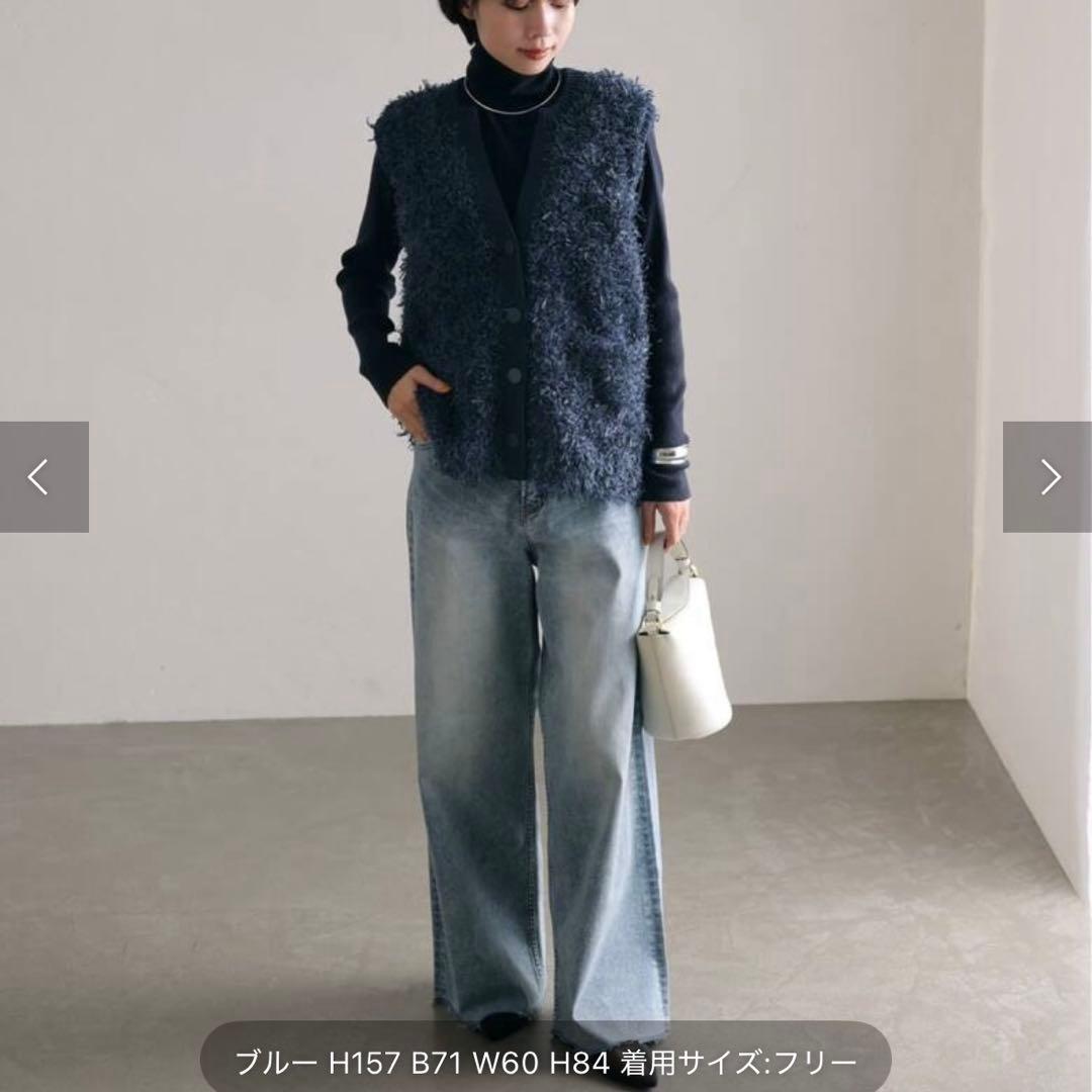 新品　LaTotalite フェザーベスト　フリー　ブルー今季完売