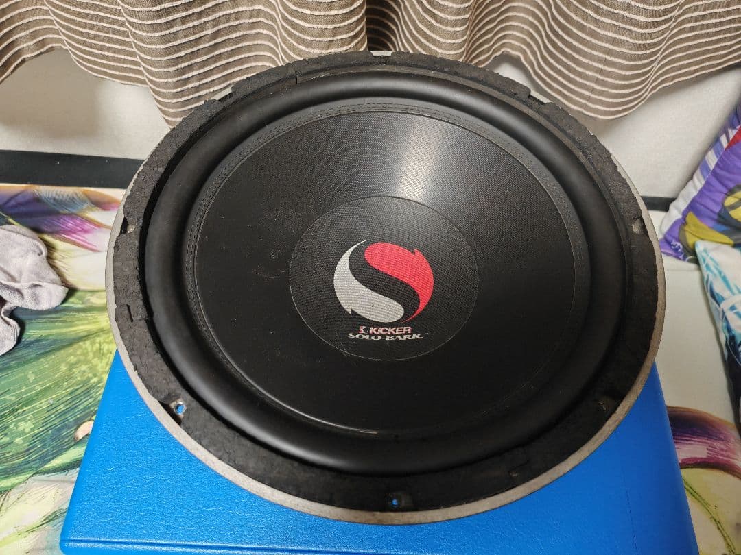 KICKER S12C Solo Baric 8Ω 600w サブウーファー