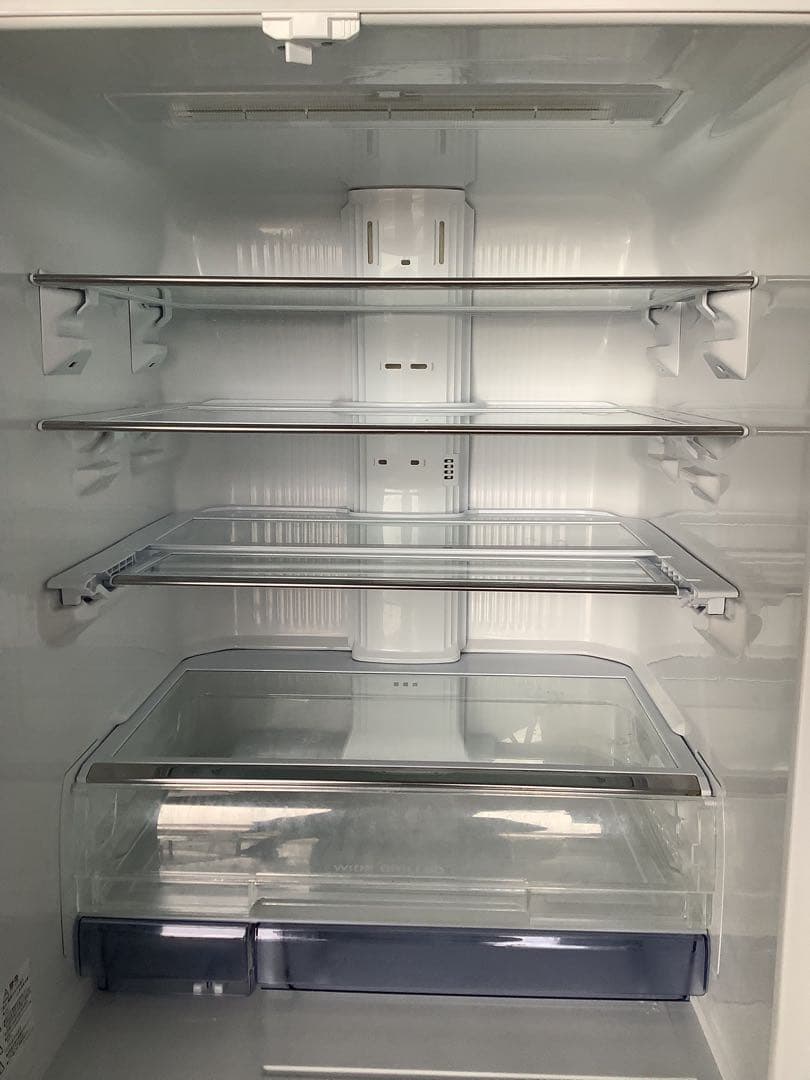 ま 三菱 6ドア冷蔵庫 MR-WX52E-W 517L