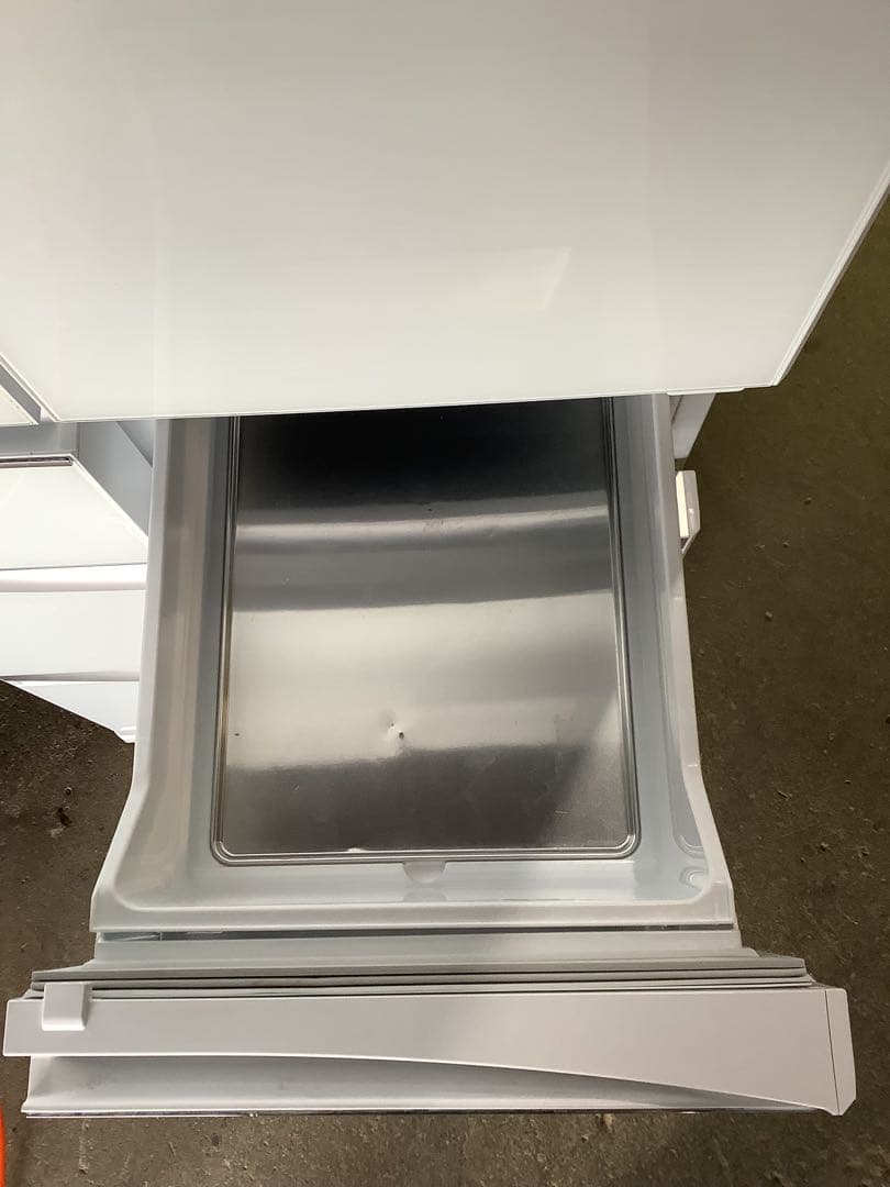 ま 三菱 6ドア冷蔵庫 MR-WX52E-W 517L