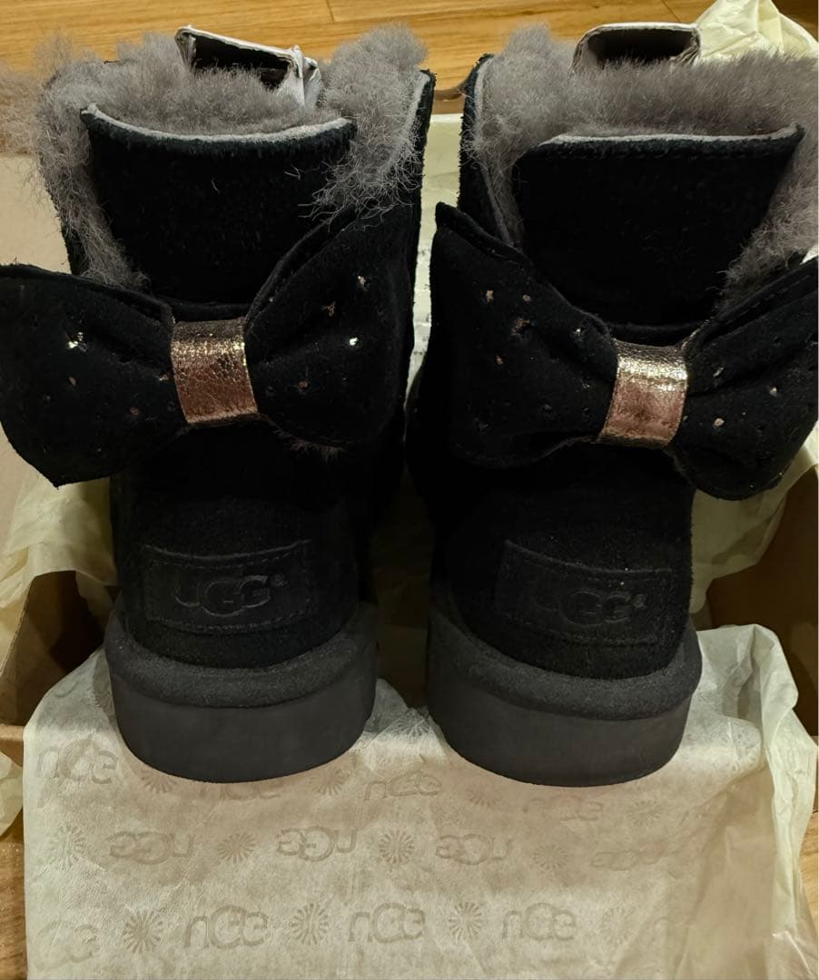 ミ*マ様 UGG ムートンブーツ W STARGIRL BOW MINI ブーツ