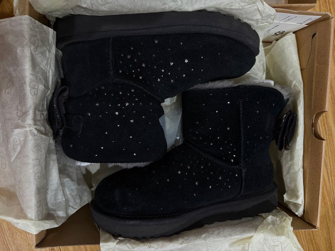 ミ*マ様 UGG ムートンブーツ W STARGIRL BOW MINI ブーツ