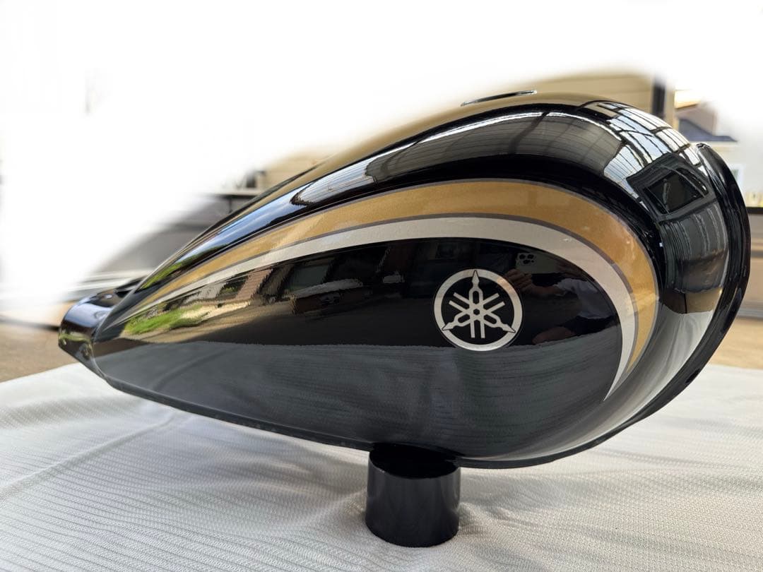 Yamaha YB125SP タンク ブラック ゴールド 燃料コック、センサー付