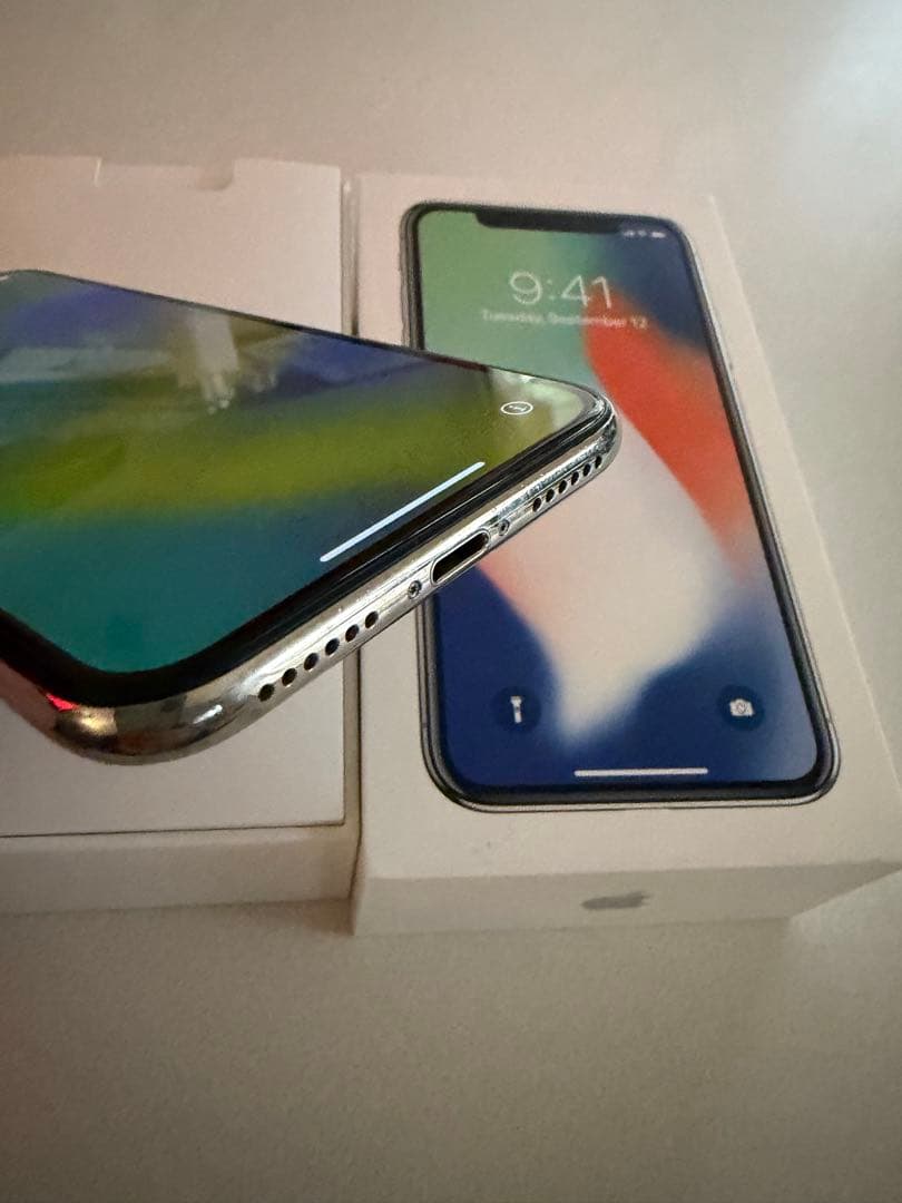 iPhoneX シルバー　スマートフォン 256GB
