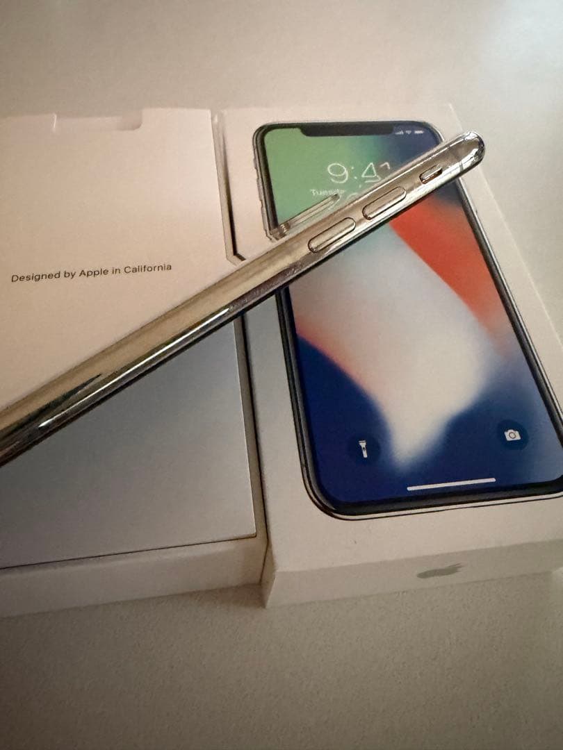 iPhoneX シルバー　スマートフォン 256GB