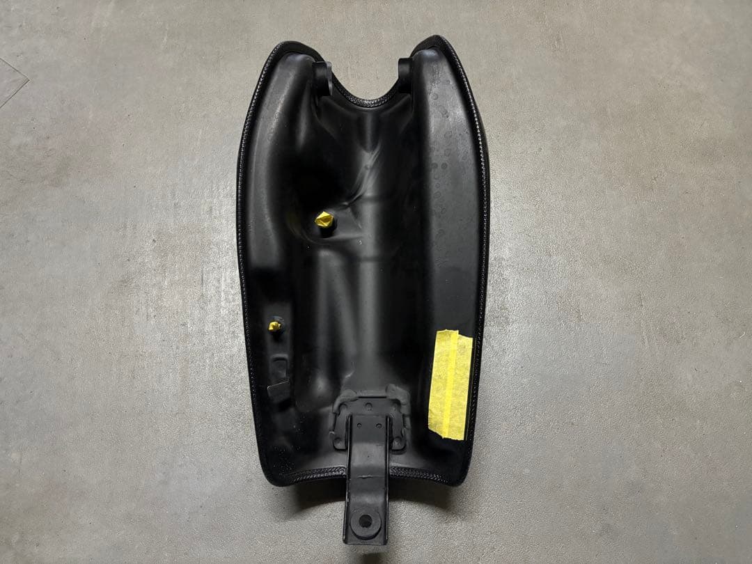 250tr　純正　タンク　インジェクション　カワサキ　エストレヤ　中古　パーツ