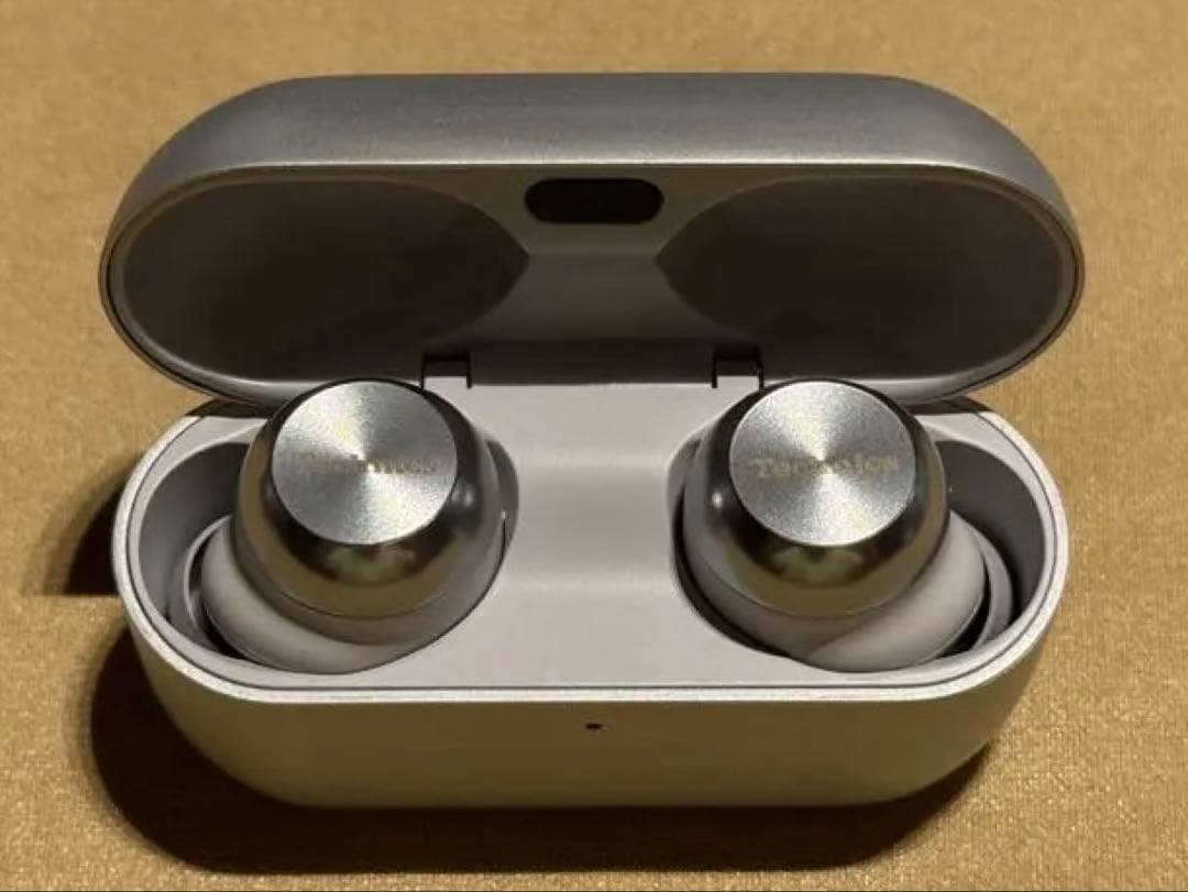 Technics EAH-AZ100 ワイヤレスイヤホン　シルバー