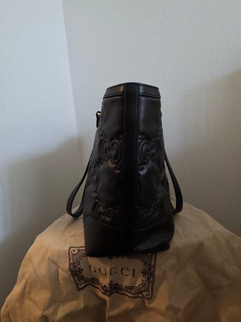 GUCCI グッチ OPHIDIA GGマトラッセ ミディアムトート レザー 黒