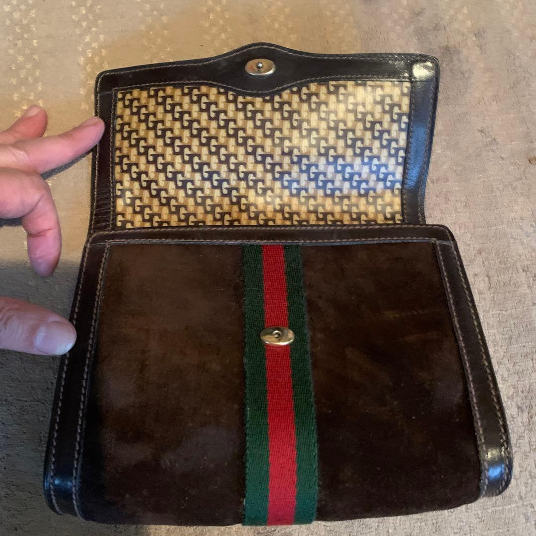 Gucci GGロゴ スエードクラッチバッグ