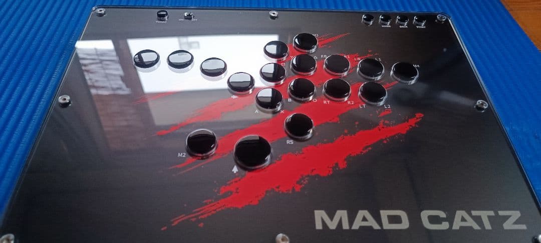 【Mad Catz / N.E.K.O.】レバーレスコントローラー