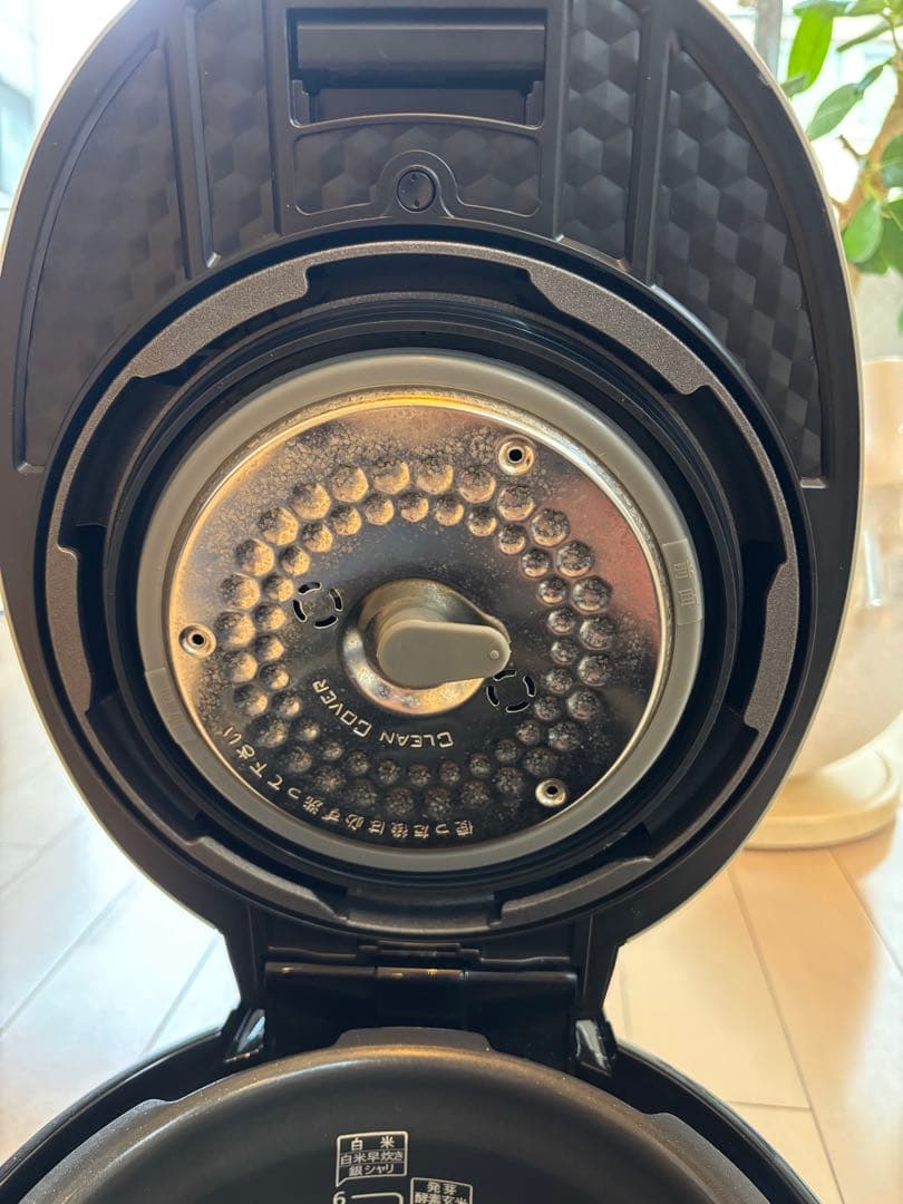 CUCHEN プレミアム電気圧力鍋