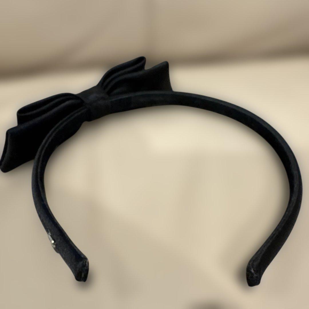 ALEXANDRE DE PARIS ￼ サテン　黒ぷっくりリボンカチューシャ