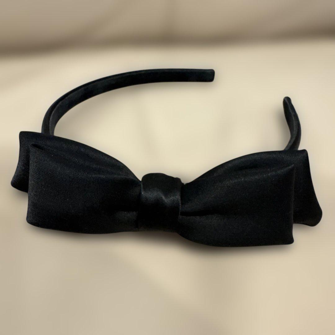 ALEXANDRE DE PARIS ￼ サテン　黒ぷっくりリボンカチューシャ