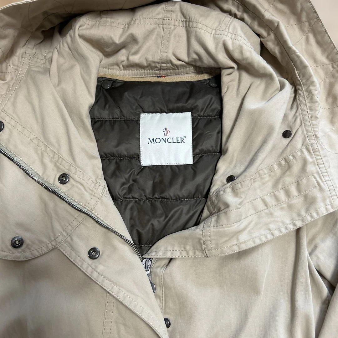どり　モンクレール　モッズコート　ダウンインナー付きコート