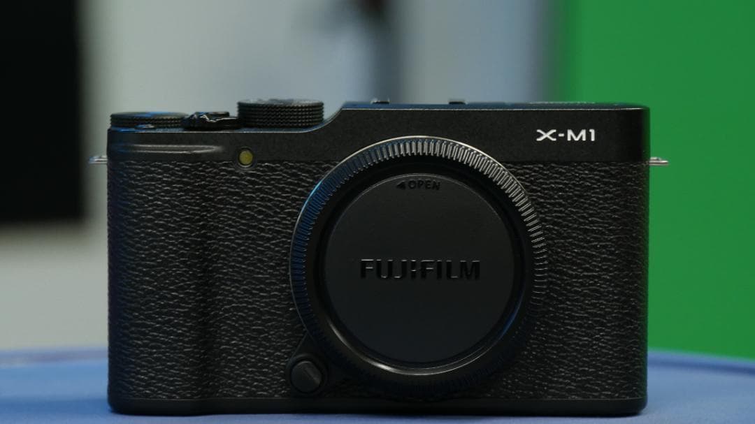 超美品 FUJIFILM X-M1 16-50mmレンズキット 箱・付属品あり