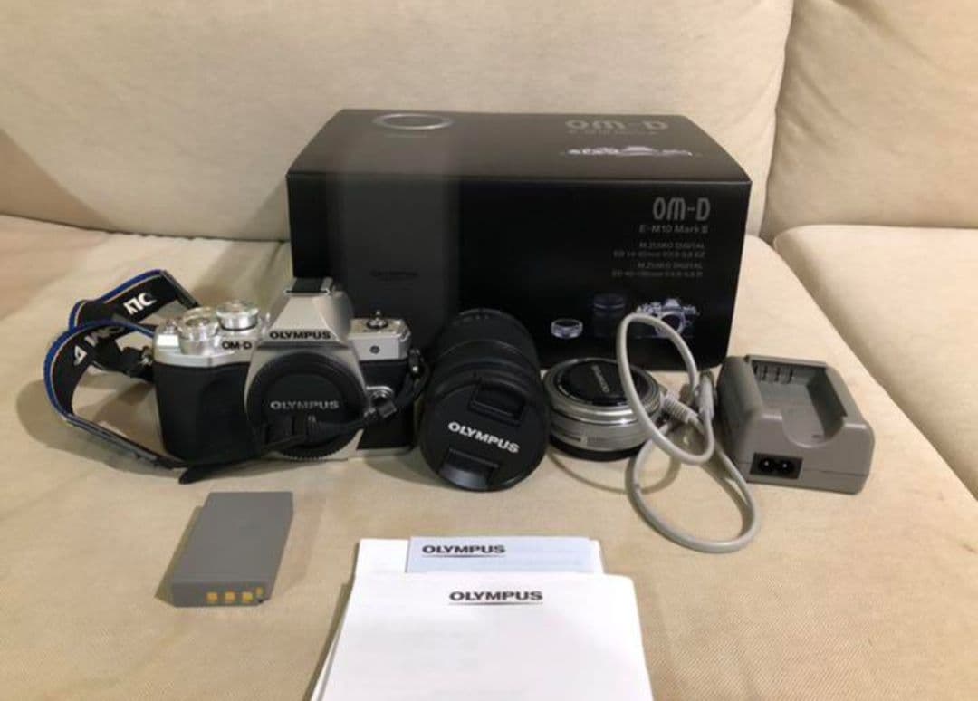 OLYMPUS OMD EM10 Mark iii MARK ダブルズームキット