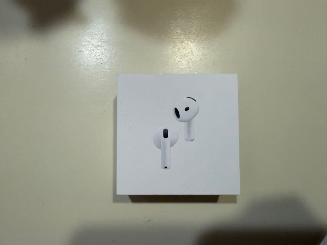 イヤホン AirPods 4 ANC
