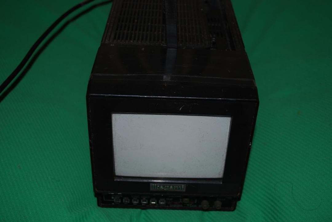 Ikegami6インチカラーモニターTM6-１AV中古動作品の出品です。