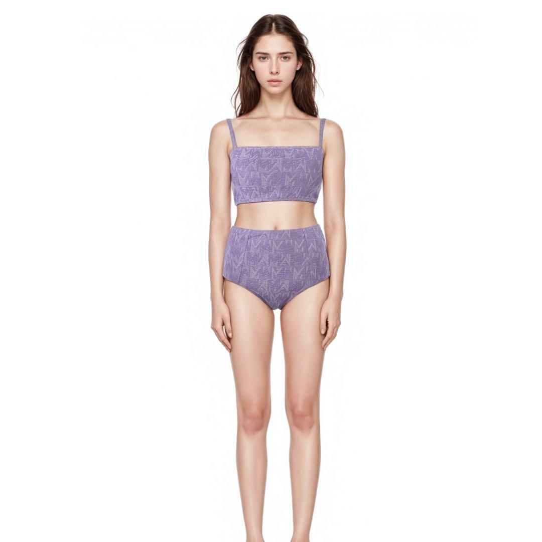 水着・ラッシュガード suuuu