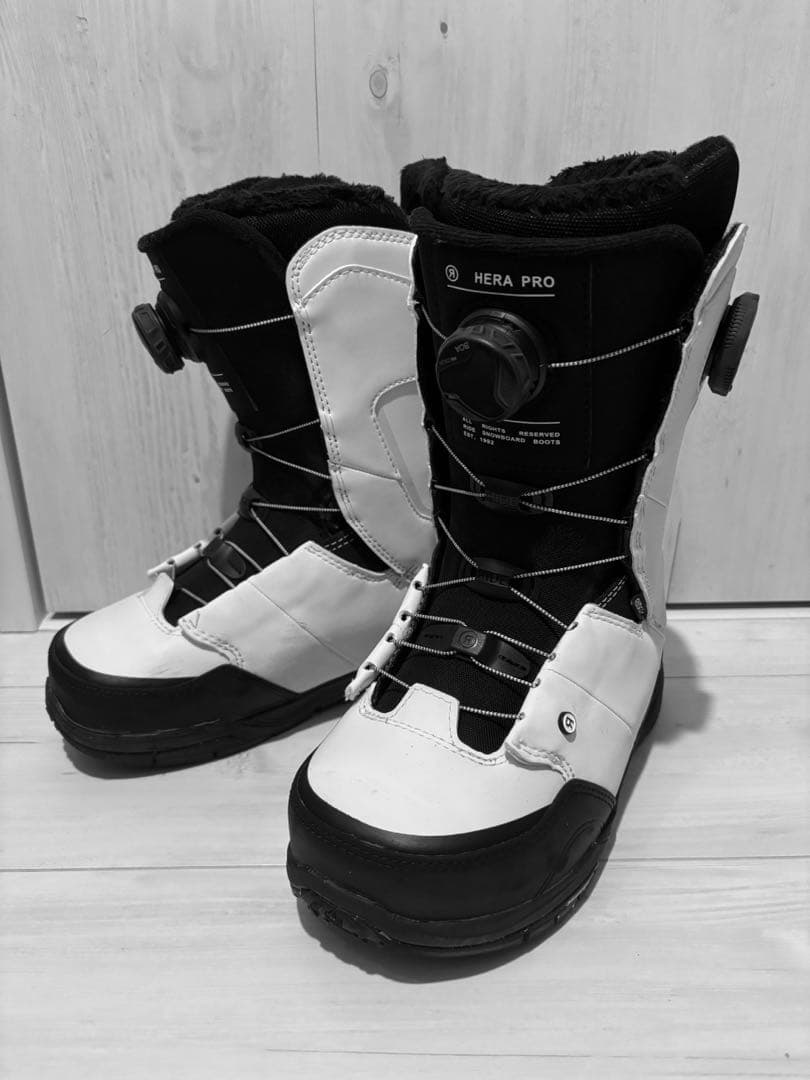 RIDE HERA PRO 23-24 美品　5回使用 熱成形無し23.5