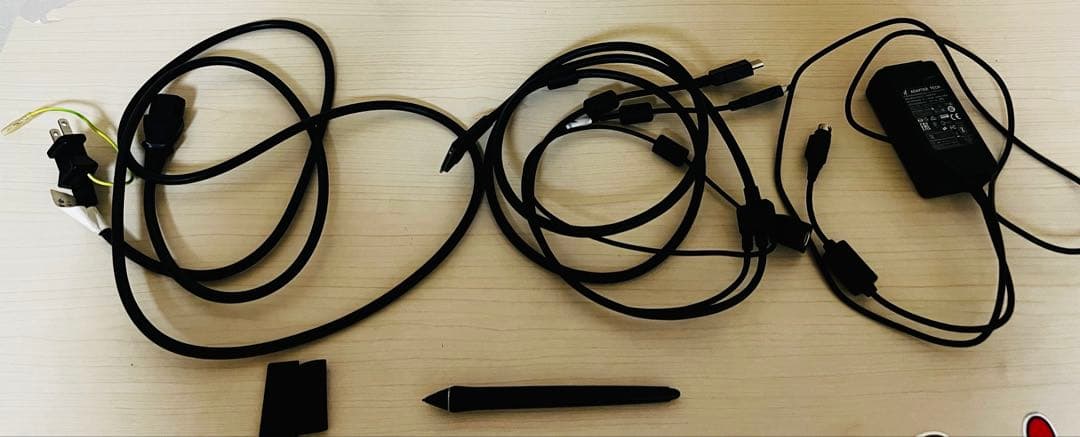 Wacom Cintiq16液晶ペンタブレット