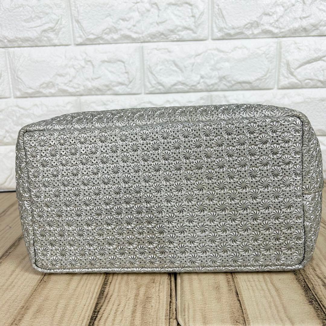 ヒロコハヤシ ジラソーレ シルバー　ハンドバッグ セレモニー　フォーマル　保存袋