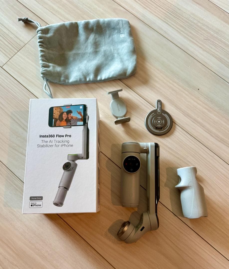 Insta360 Flow Pro - スマートフォン用AI搭載ジンバル