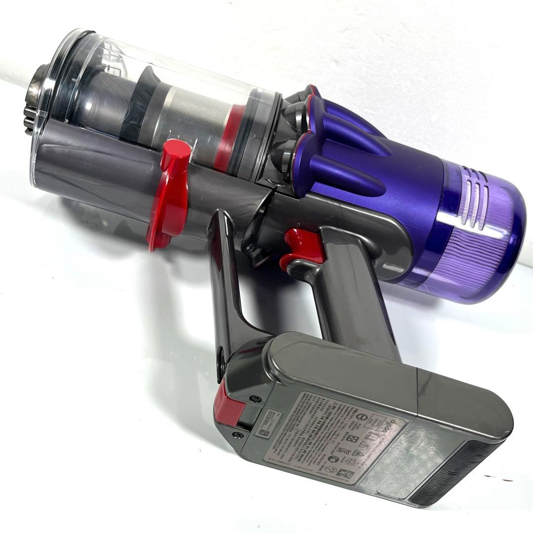 Dyson digital slim fluffy sv18 本体　a47