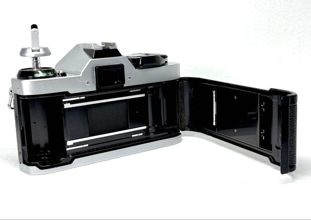 【完動品】キャノンフィルムカメラAE-1 Pシルバー28mmレンズ3085311